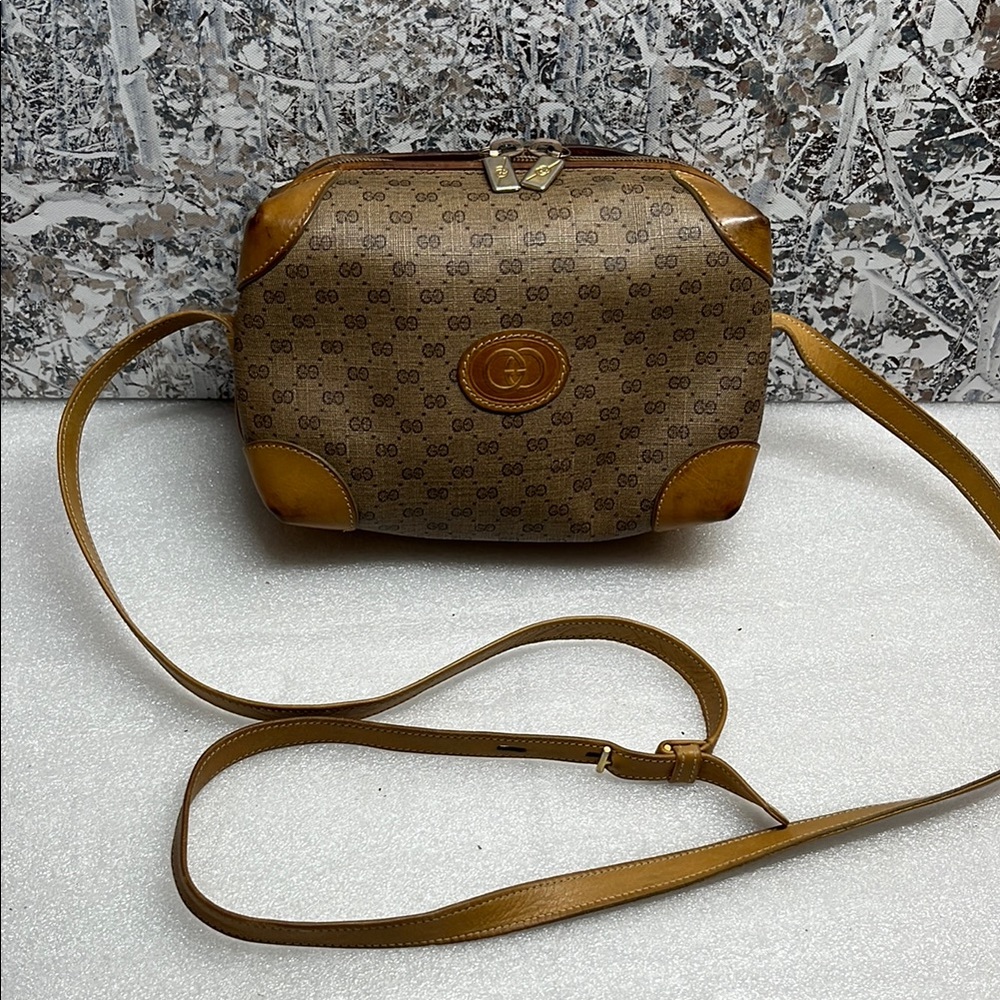 GUCCI Vintage 80’s Micro GG Web Monogram Leather Crossbody Purse Bag - Picture 3 of 17